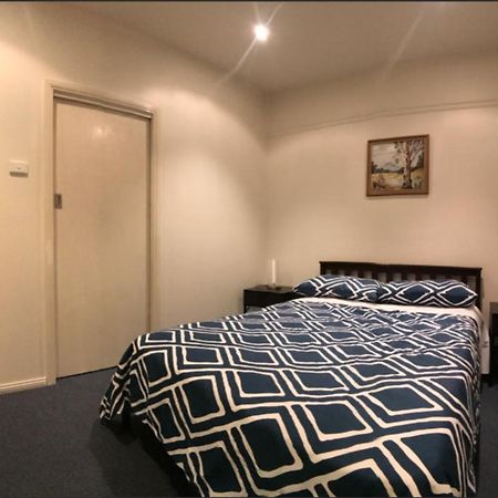 Malvern Backpackers Melbourne Exterior photo