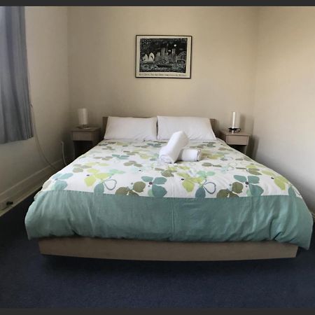 Malvern Backpackers Melbourne Exterior photo